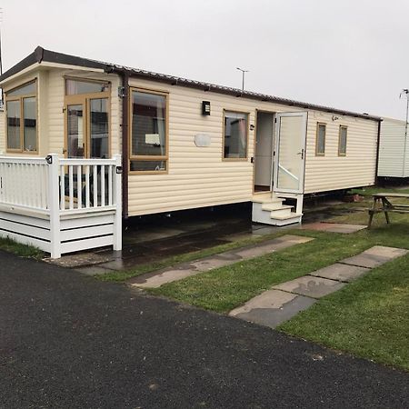 Two X 8 Berth Static Caravan On Lyons Robin Hood Rhyl North Wales Meliden Eksteriør billede