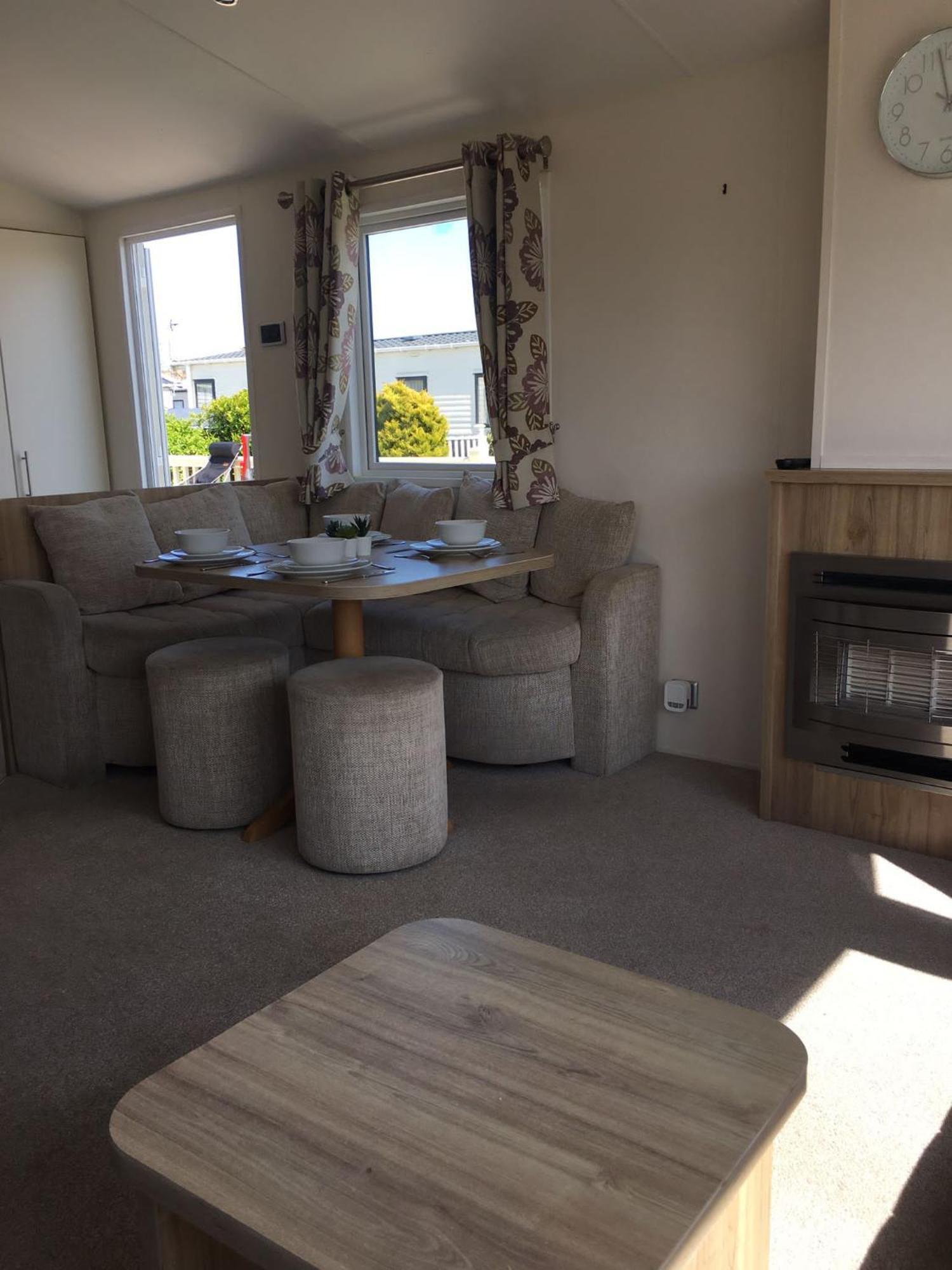 Two X 8 Berth Static Caravan On Lyons Robin Hood Rhyl North Wales Meliden Eksteriør billede